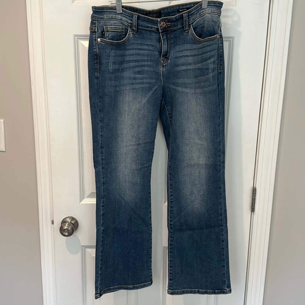 Judy Blue Boot Cut jeans. Size 13/31. Very stretchy and excellent condition.
